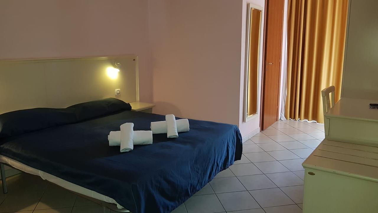 Hotel Lago Maggiore Castelletto sopra Ticino Eksteriør bilde